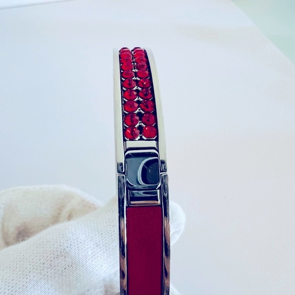 Vintage Swarovski Bangle in Red - Picture 3 of 10